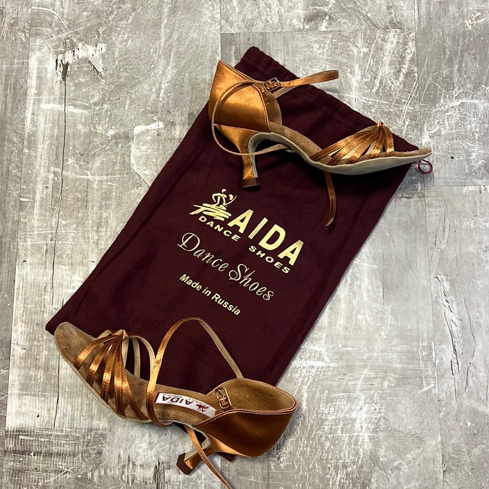 Aida Women's Latin Rhythm Dance Shoes